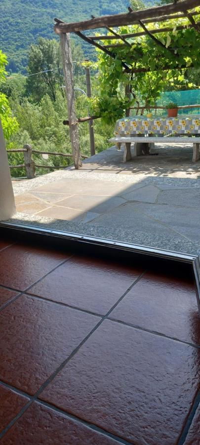 Apartament Casa Neva Cannobio Zewnętrze zdjęcie